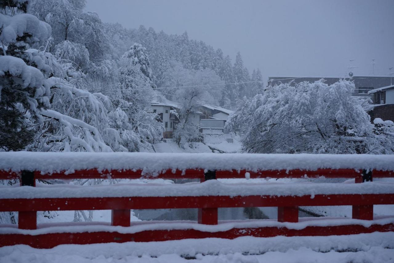 J-Hoppers Hida Takayama Guest House Екстериор снимка