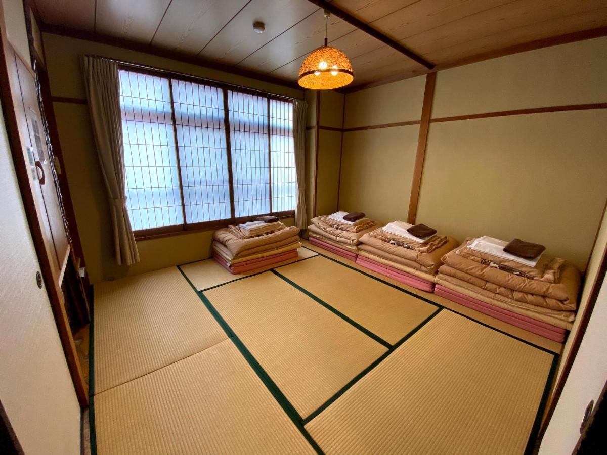 J-Hoppers Hida Takayama Guest House Екстериор снимка