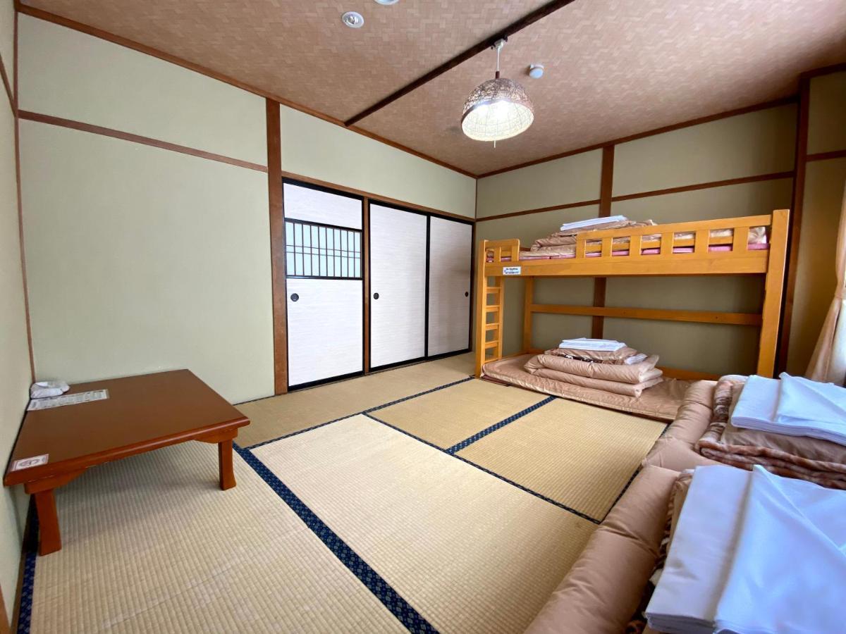J-Hoppers Hida Takayama Guest House Екстериор снимка